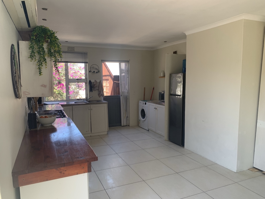 2 Bedroom Property for Sale in Table View Western Cape